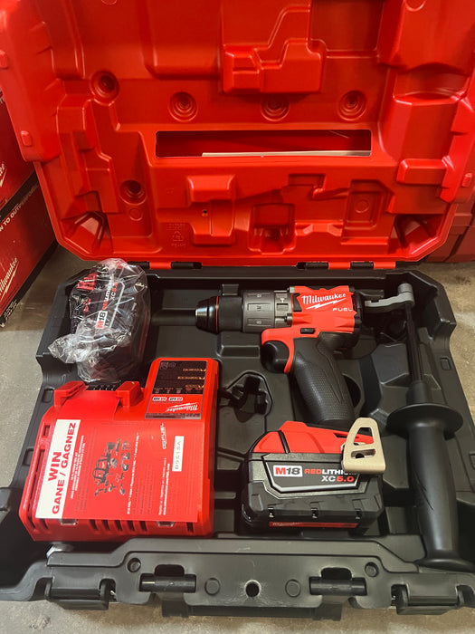 MILWAUKEE Hammerdrill Kit W/ 2 5ah Batteries and Charger